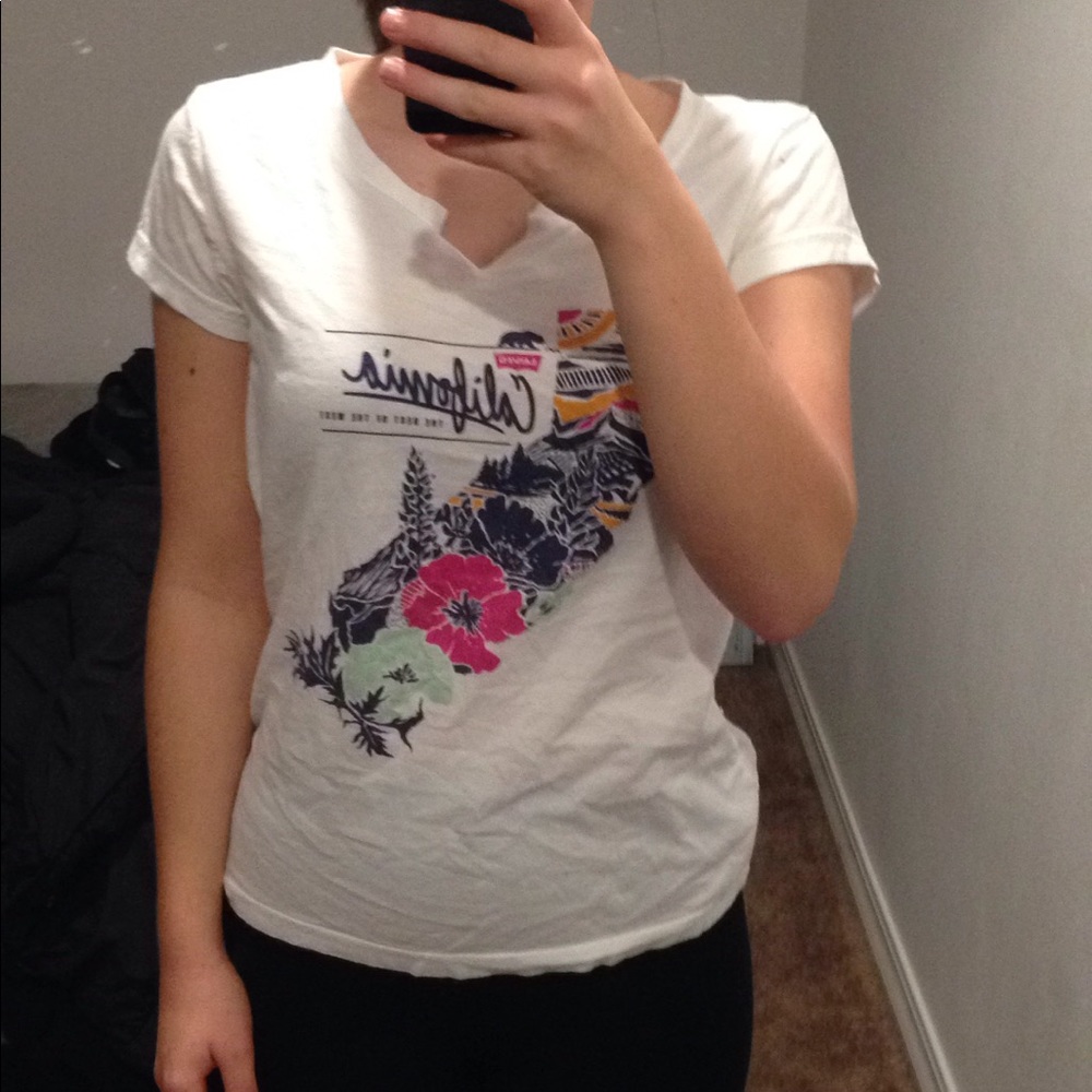 White California t-shirt
